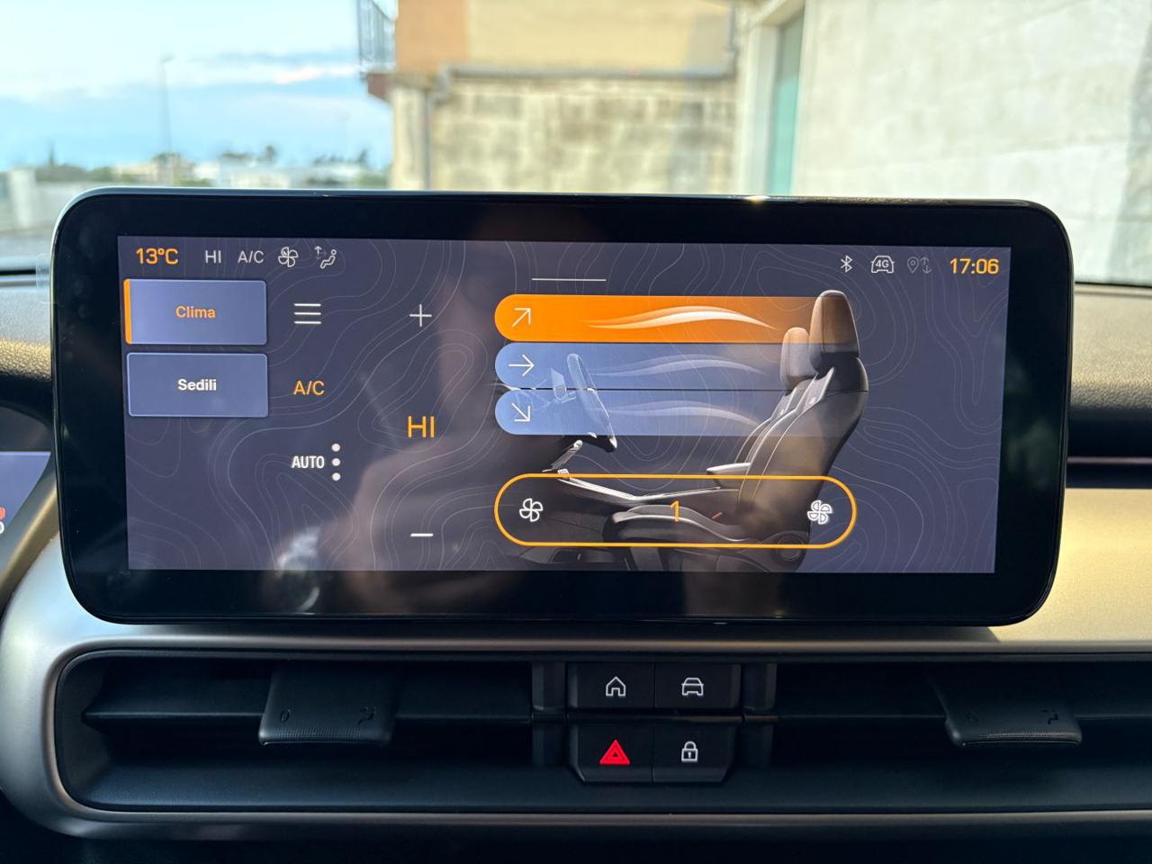 JEEP Avenger 1.2 Turbo 100 CV MHEV Summit. - 31