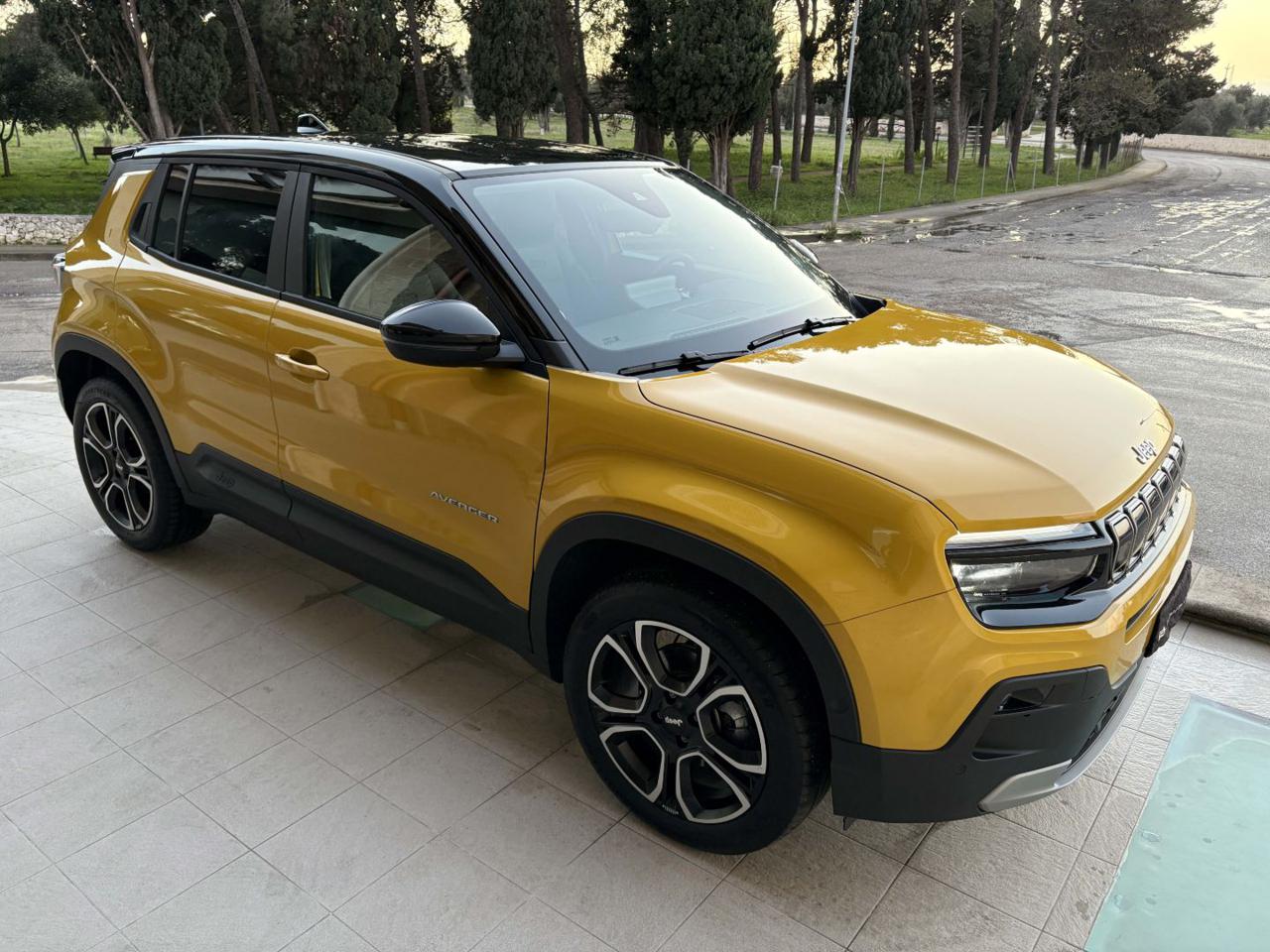 JEEP Avenger 1.2 Turbo 100 CV MHEV Summit. - 3