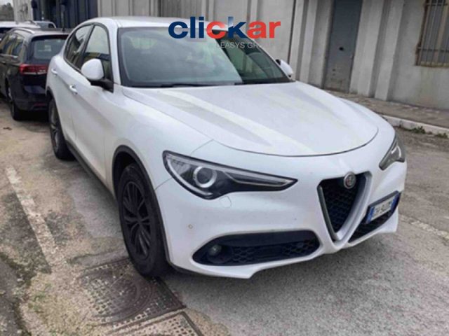 ALFA ROMEO Stelvio Bianco pastello
