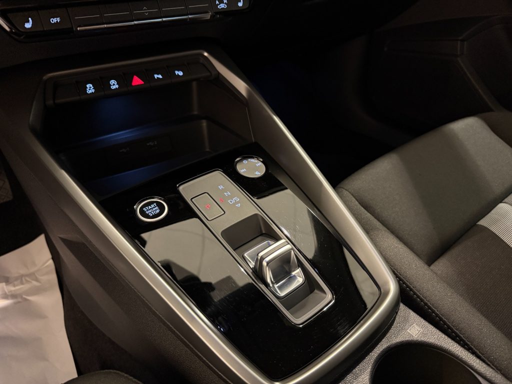 AUDI A3 Sportback 35 TFSI S tronic Advanced Navi LED Cam - 15