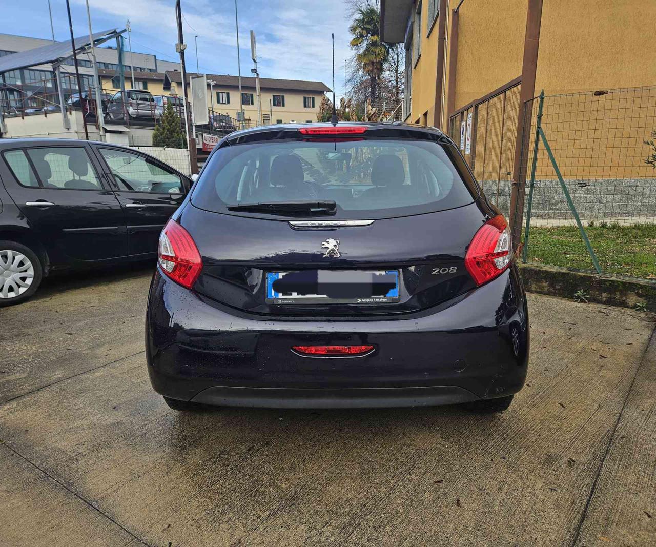 PEUGEOT 208 1° serie PureTech 82 5 porte Allure PARI AL NUOVO - 6
