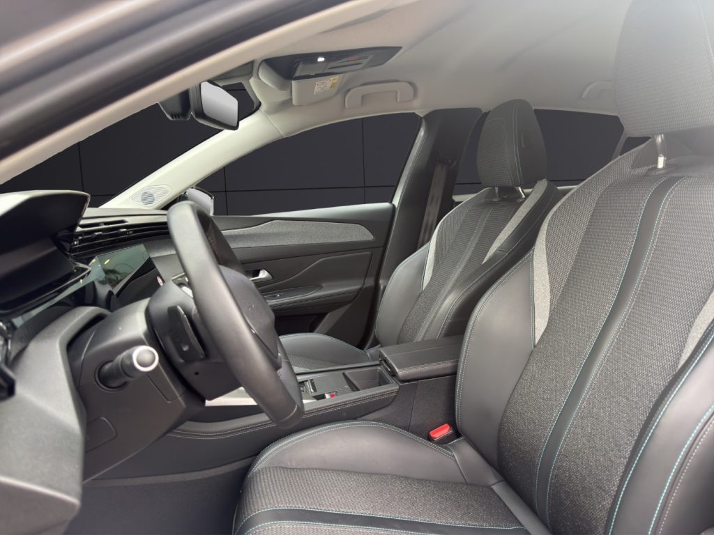 PEUGEOT 308 PureTech Turbo 130 S&S EAT8 Allure - 9