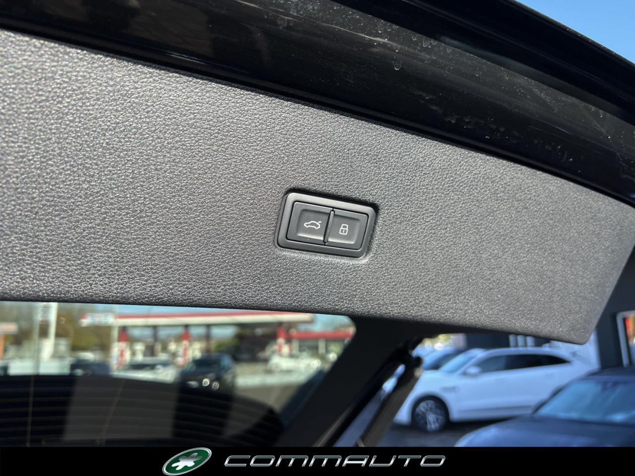 AUDI Q8 SUV 50 TDI 286 CV quattro S line edition 4 R.STERZ - 26