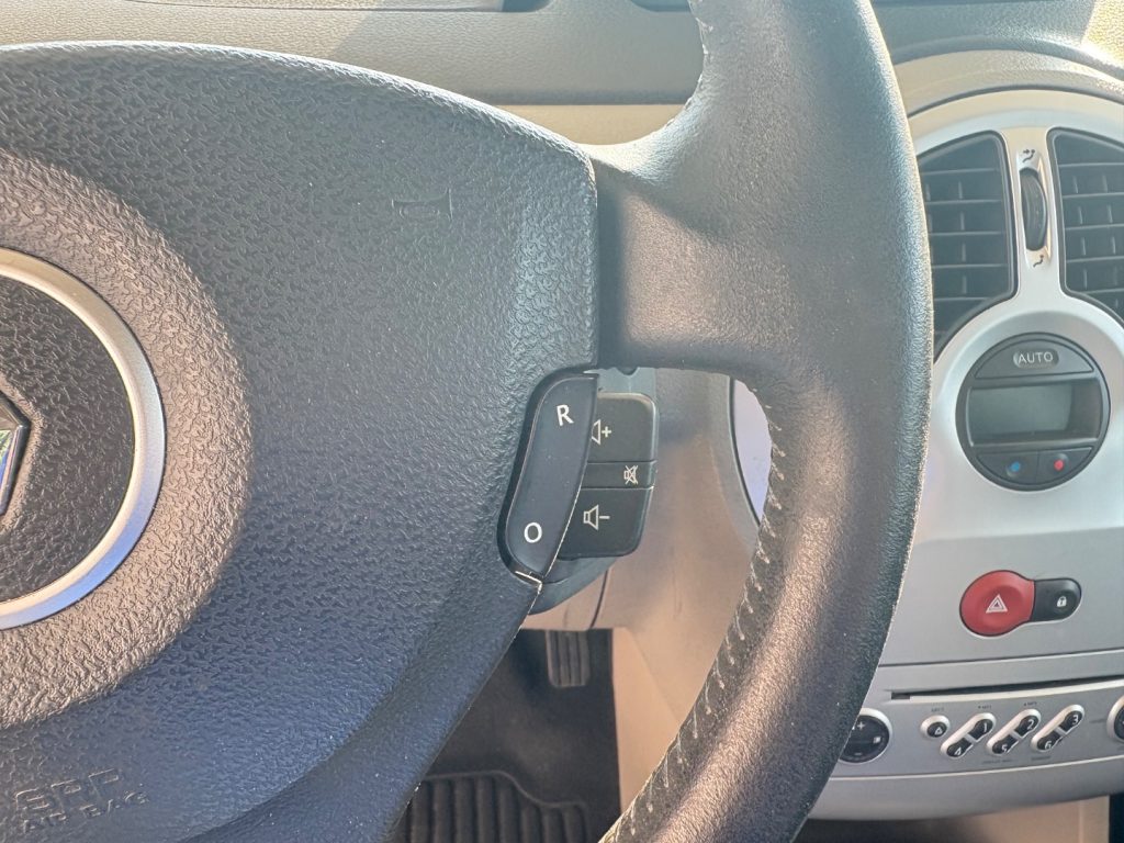 RENAULT Modus 1.2 16V  OK NEOP. PRIMO PREZZO CARROZZERIA OPACA - 32