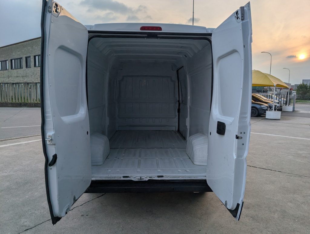 OPEL Movano 33 2.2 BlueHDi 140- L3 H2 -  COVER HACCP PANE/ALIM - 7