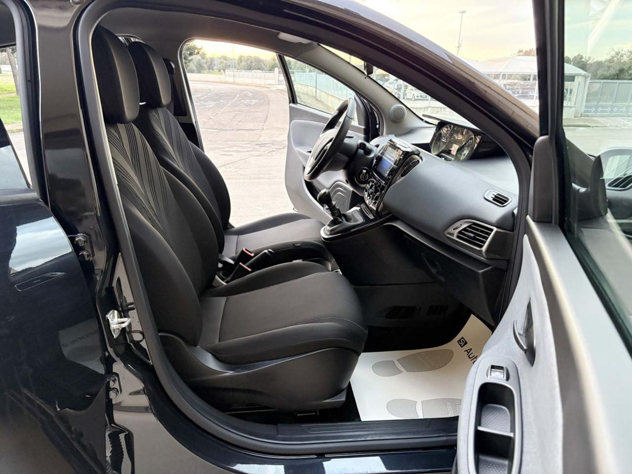 LANCIA Ypsilon 1.0 FireFly 5 porte S&S Hybrid Gold 5 posti. - 9