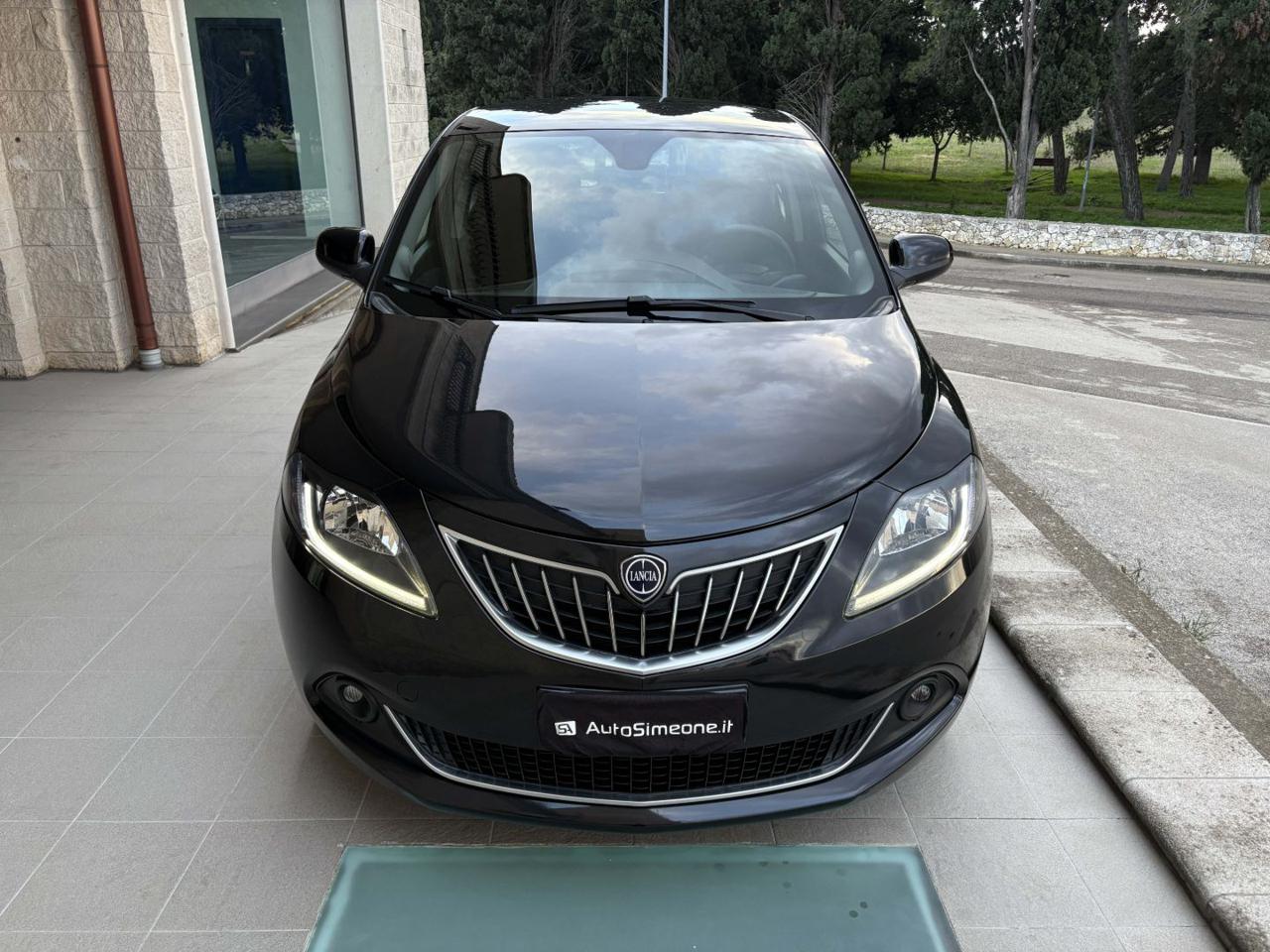 LANCIA Ypsilon 1.0 FireFly 5 porte S&S Hybrid Gold 5 posti. - 2