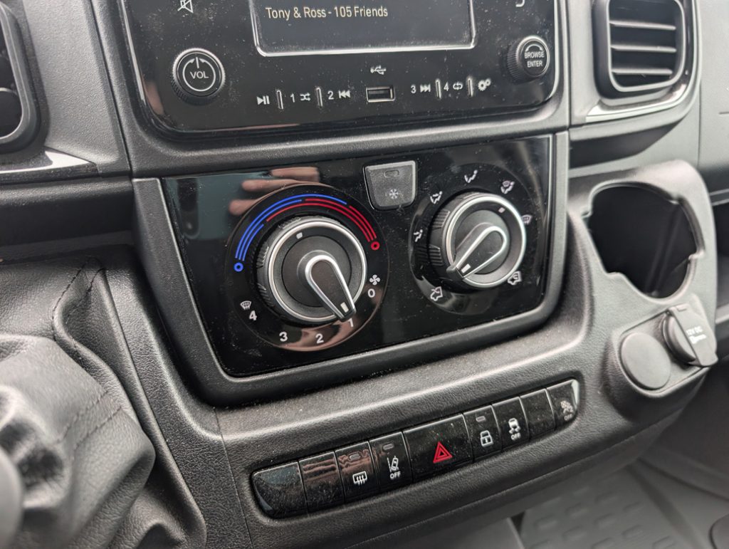 PEUGEOT Boxer 33 2.2 BlueHDi 140 S&S PM-TM Furgone - 14