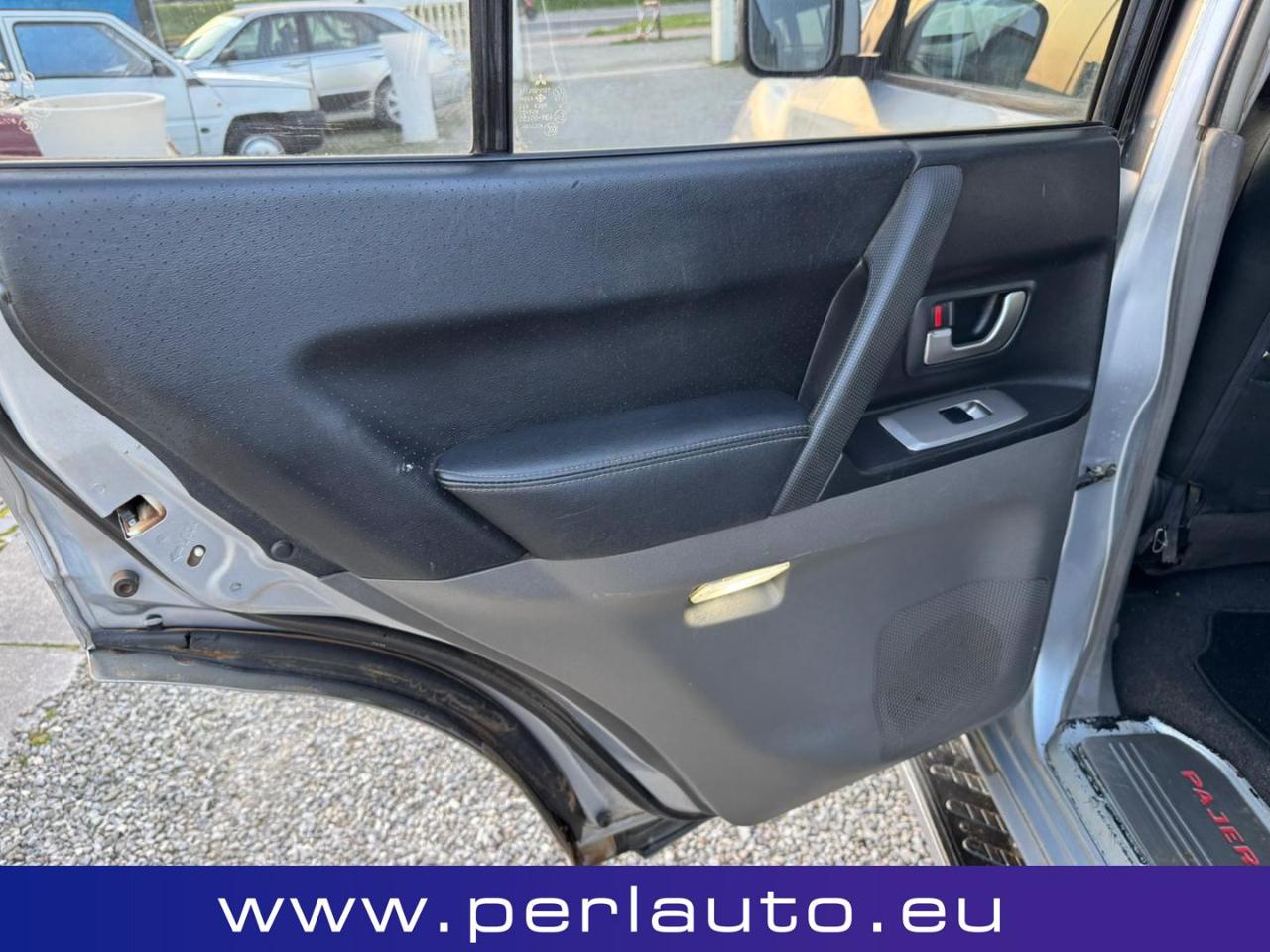 MITSUBISHI Pajero 3.2 DI-D 16V 7posti  CAMBIO  AUTOMATICO - 11