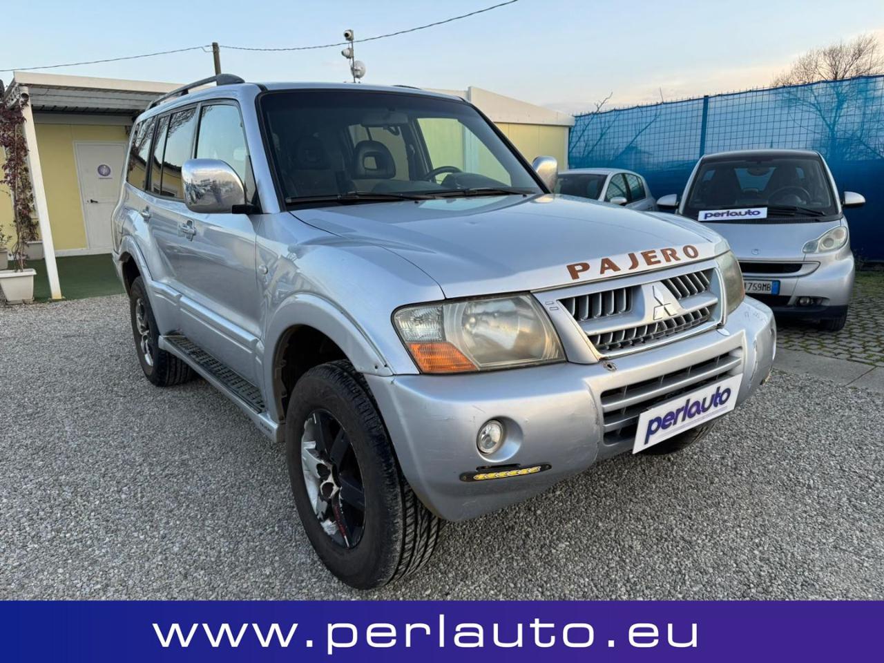 MITSUBISHI Pajero 3.2 DI-D 16V 7posti  CAMBIO  AUTOMATICO - 2