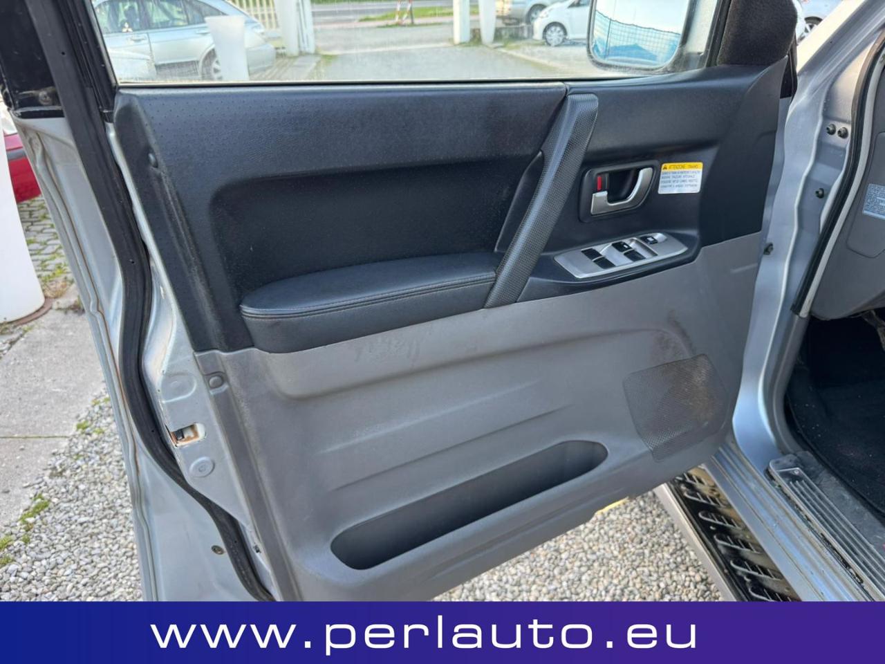 MITSUBISHI Pajero 3.2 DI-D 16V 7posti  CAMBIO  AUTOMATICO - 7