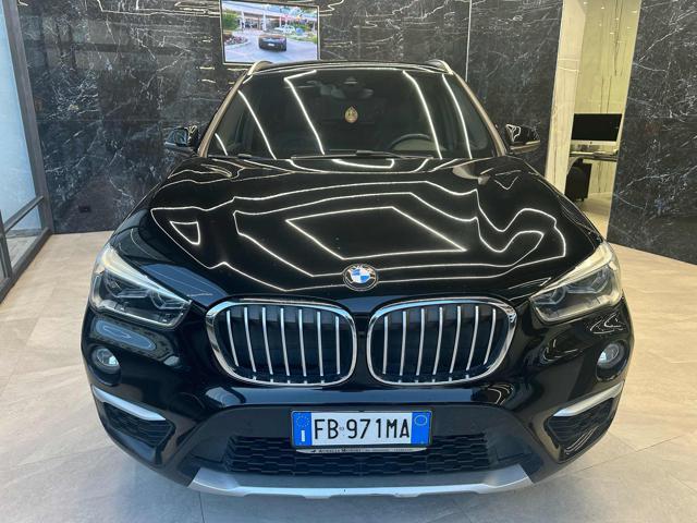 BMW X1 Nero pastello