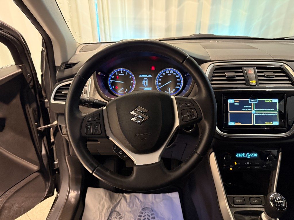 SUZUKI S-Cross 1.4 Boosterjet 4WD All Grip Cool App Connect - 8