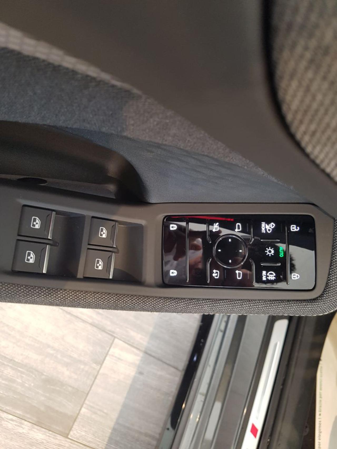 AUDI A5 Avant TDI 150 kW S tronic mHEV+ S Line edition - 17