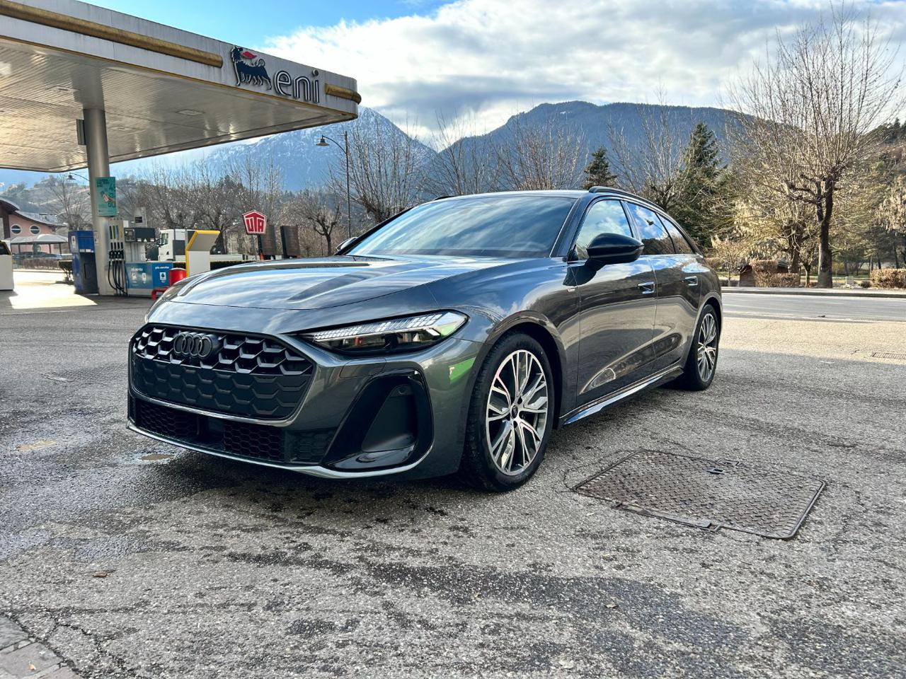 AUDI A5 Avant TDI 150 kW S tronic mHEV+ S Line edition - 1