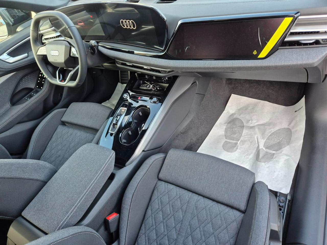 AUDI A5 Avant TDI 150 kW mHEV+ S tronic S Line edition - 12