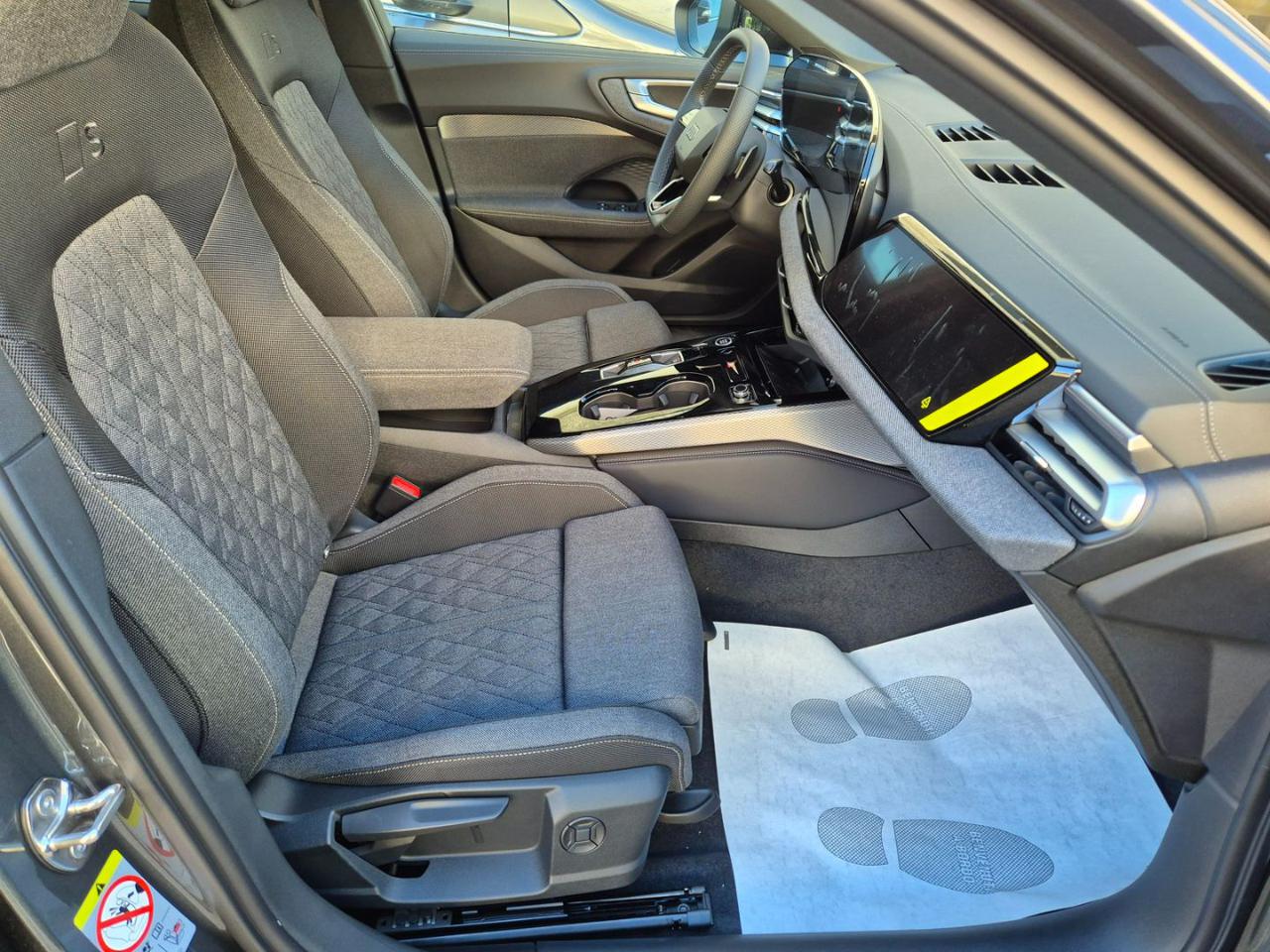 AUDI A5 Avant TDI 150 kW mHEV+ S tronic S Line edition - 11