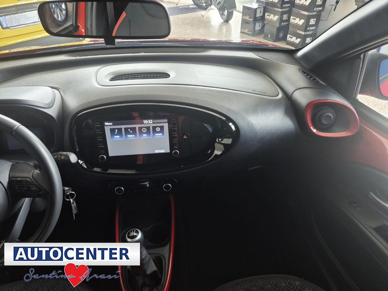 TOYOTA Aygo X 1.0 VVT-i 72 CV 5 porte Trend - 11