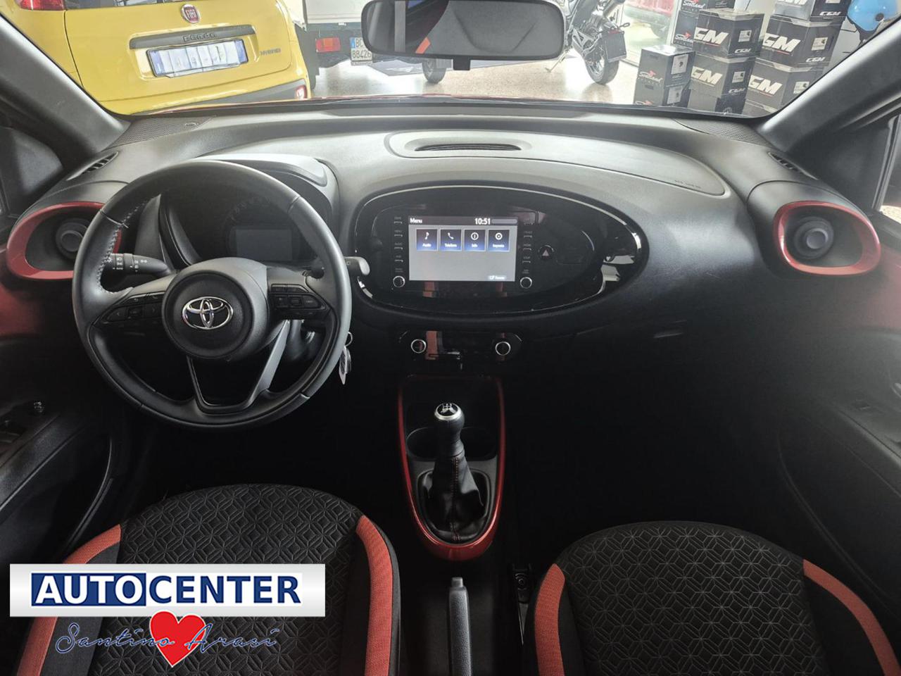 TOYOTA Aygo X 1.0 VVT-i 72 CV 5 porte Trend - 9