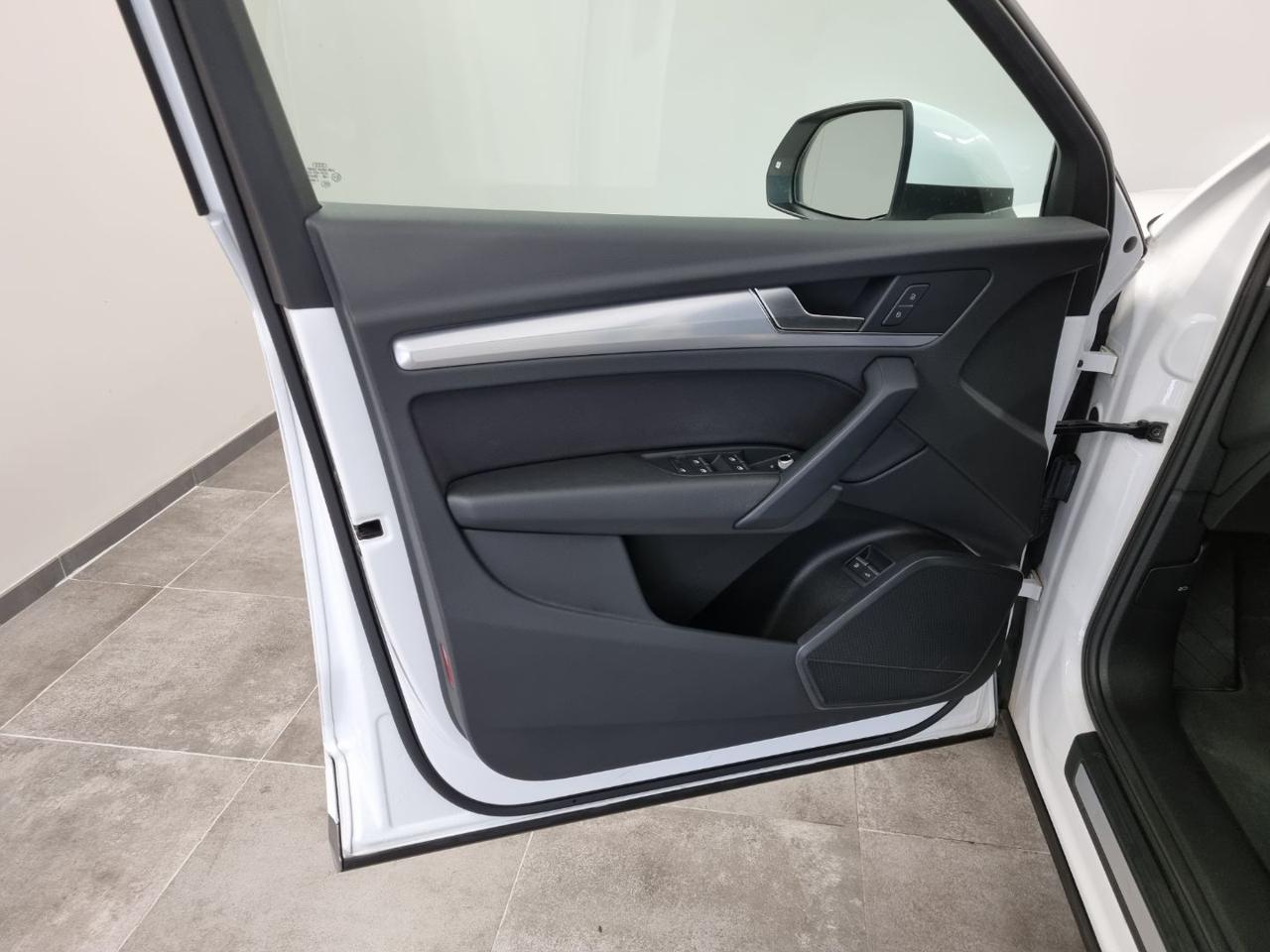 AUDI Q5 40 TDI 204 CV quattro S tronic - 23