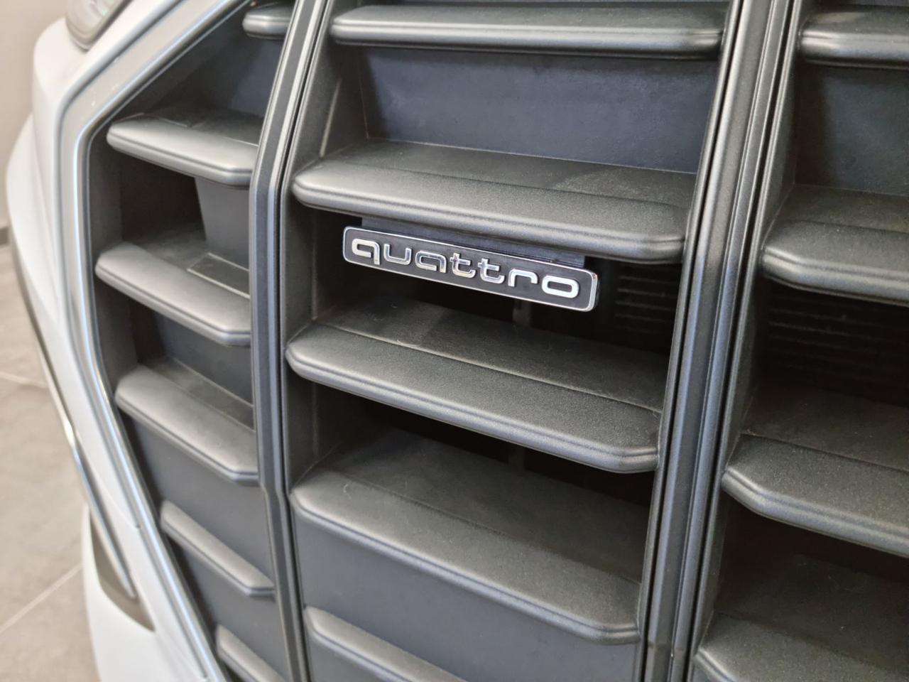 AUDI Q5 40 TDI 204 CV quattro S tronic - 33