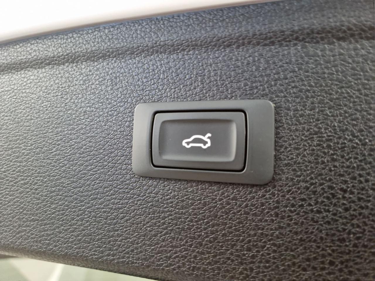 AUDI Q5 40 TDI 204 CV quattro S tronic - 12