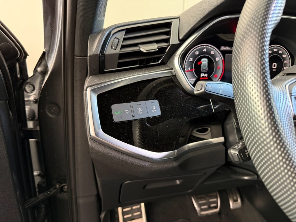 AUDI Q3 40 TFSI quattro S tronic S line Matrix GANCIO 20 - 9