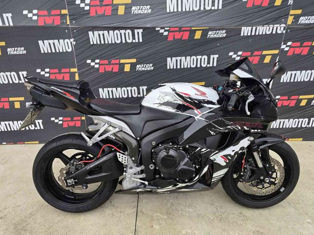 HONDA CBR 600 RR Bianco metallizzato