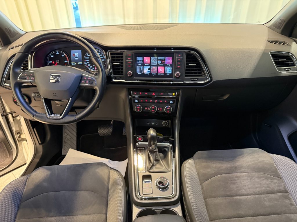 SEAT Ateca 2.0 TDI 4DRIVE DSG XCELLENCE GANCIO LED 19 DCC - 6