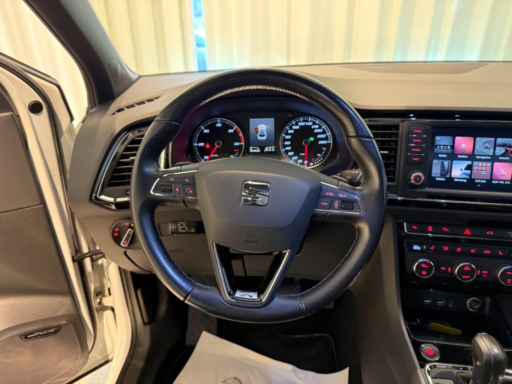 SEAT Ateca 2.0 TDI 4DRIVE DSG XCELLENCE GANCIO LED 19 DCC - 7