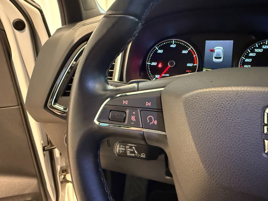 SEAT Ateca 2.0 TDI 4DRIVE DSG XCELLENCE GANCIO LED 19 DCC - 11