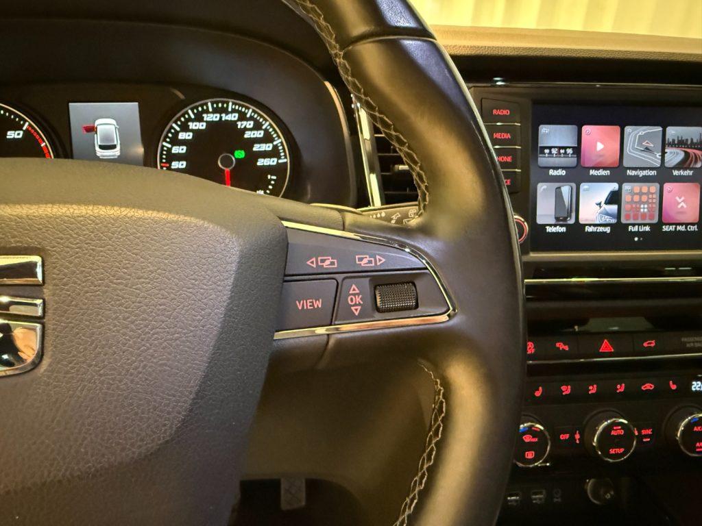 SEAT Ateca 2.0 TDI 4DRIVE DSG XCELLENCE GANCIO LED 19 DCC - 12