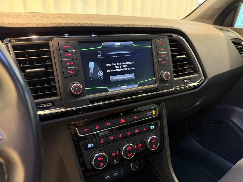 SEAT Ateca 2.0 TDI 4DRIVE DSG XCELLENCE GANCIO LED 19 DCC - 16