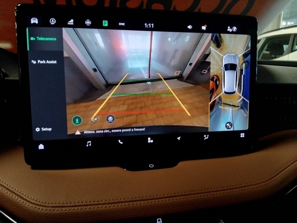 SKODA Superb 2.0 TDI DSG Wagon Laurin&Klement - 6