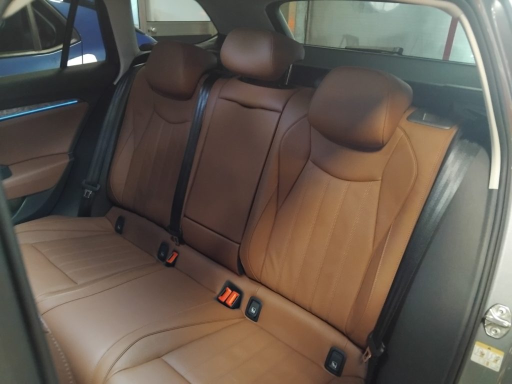 SKODA Superb 2.0 TDI DSG Wagon Laurin&Klement - 29