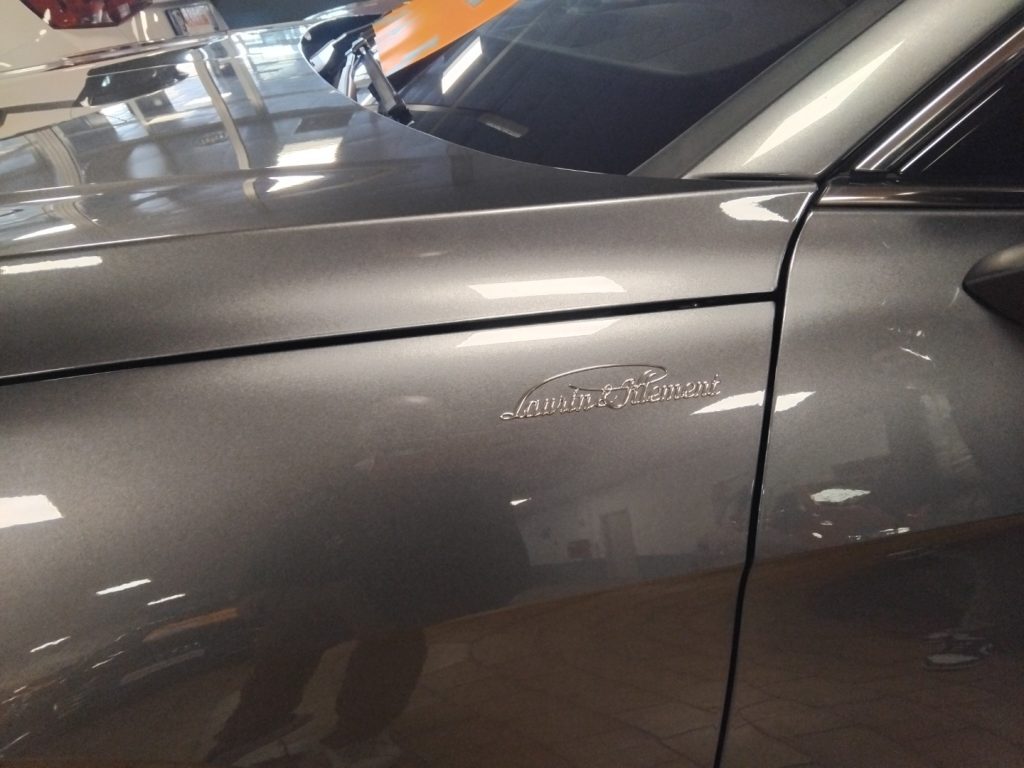 SKODA Superb 2.0 TDI DSG Wagon Laurin&Klement - 43