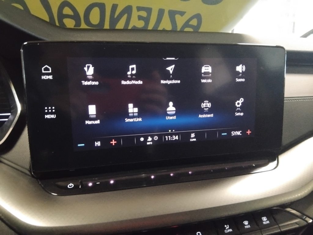 SKODA Octavia 2.0 TDI EVO SCR DSG Wagon Executive - 17