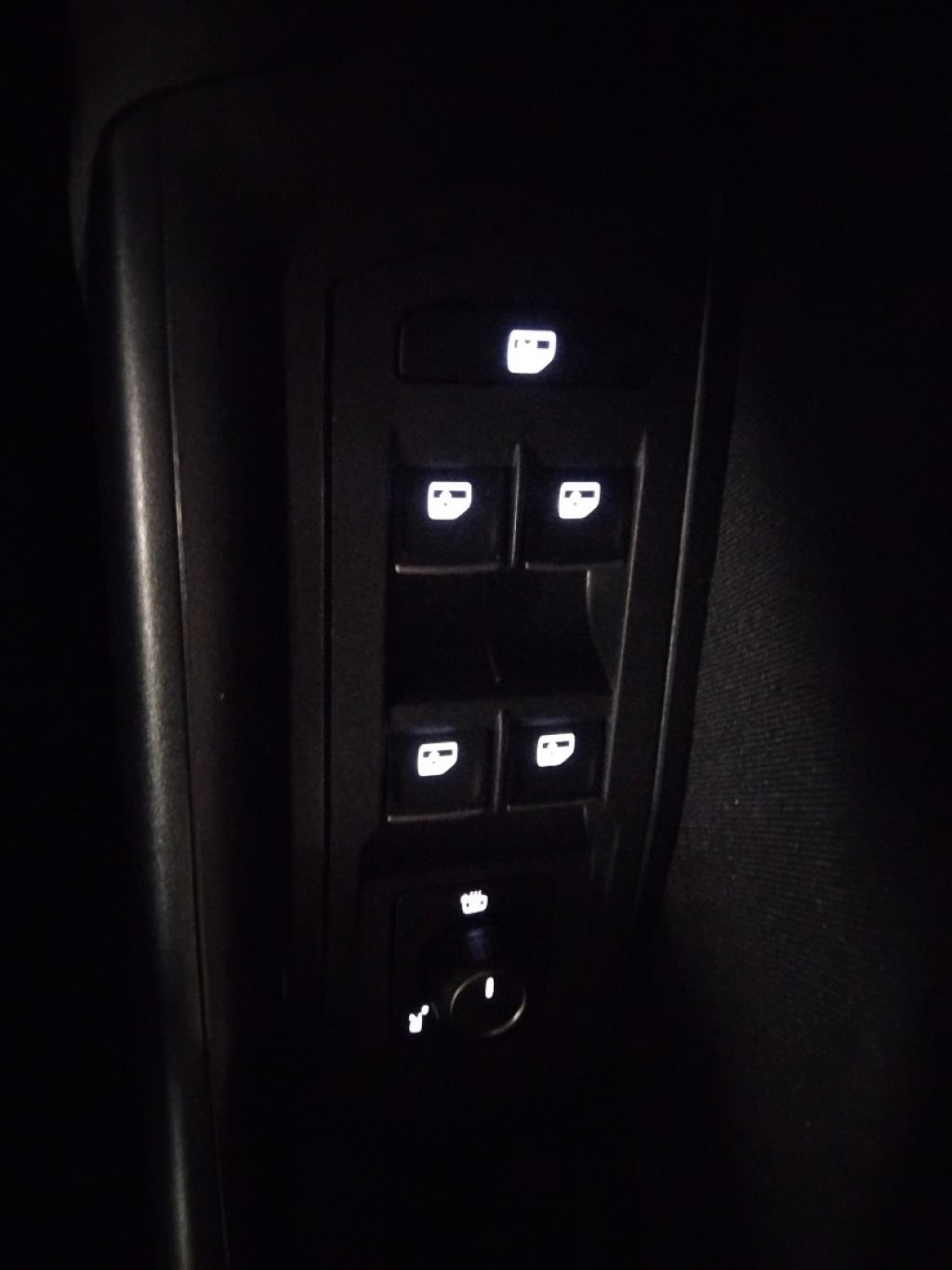 VOLKSWAGEN T-Roc 1.0 TSI Business  NAVI - 22