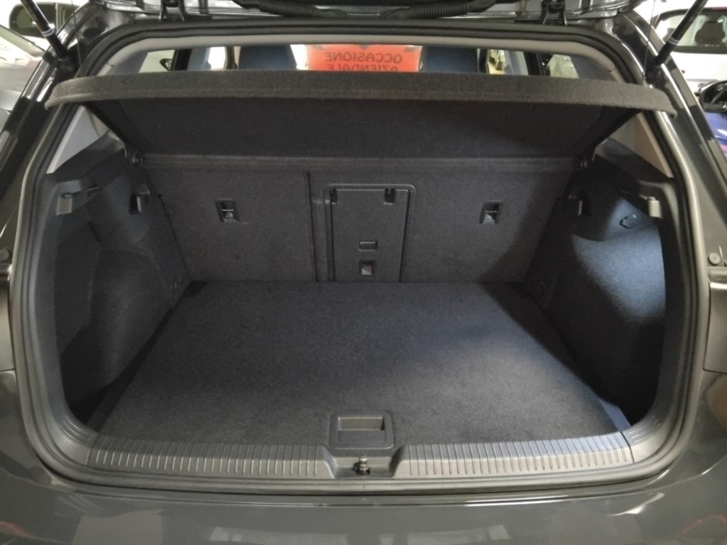 VOLKSWAGEN Golf 1.0 TSI EVO Life MHEV 17 - 8