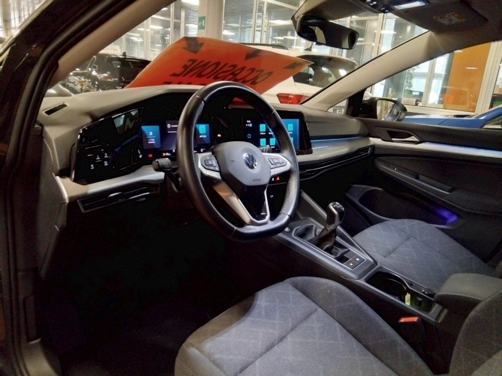 VOLKSWAGEN Golf 1.0 TSI EVO Life MHEV 17 - 15