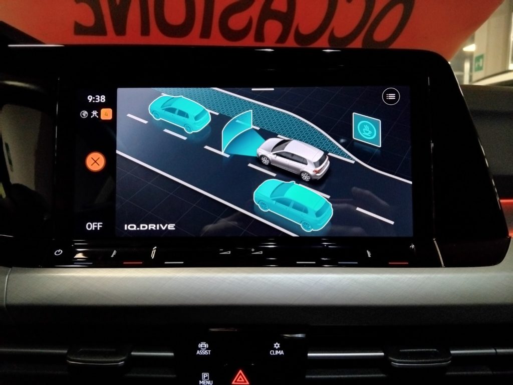 VOLKSWAGEN Golf 1.0 TSI EVO Life MHEV 17 - 25