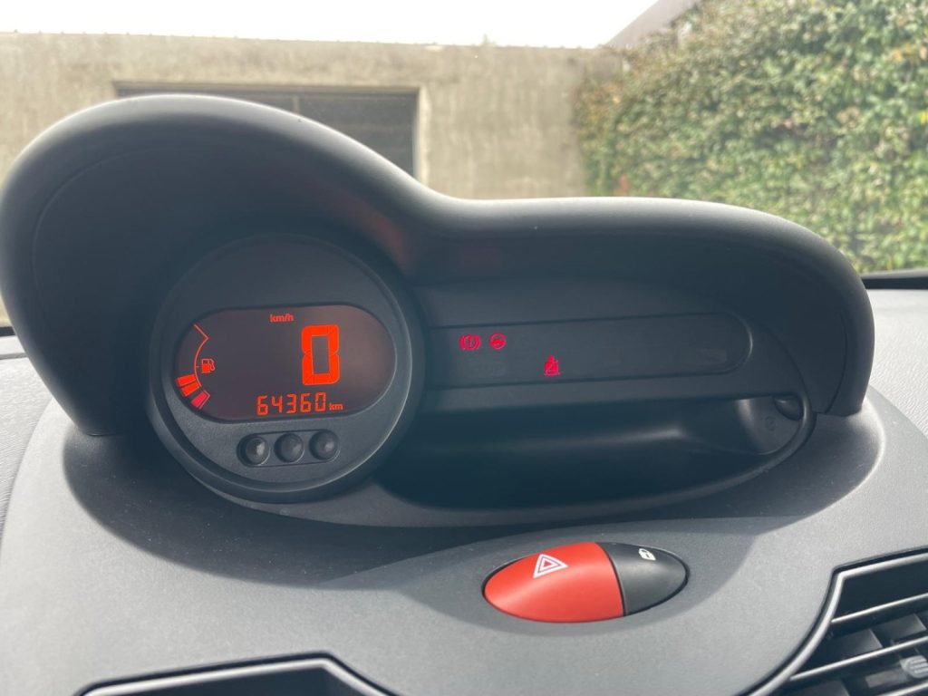 RENAULT Twingo 1.2 16V Dynamique - 15