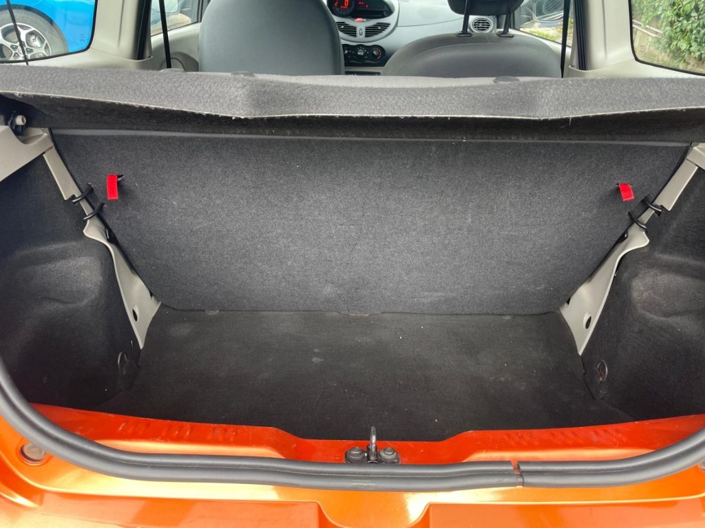 RENAULT Twingo 1.2 16V Dynamique - 18