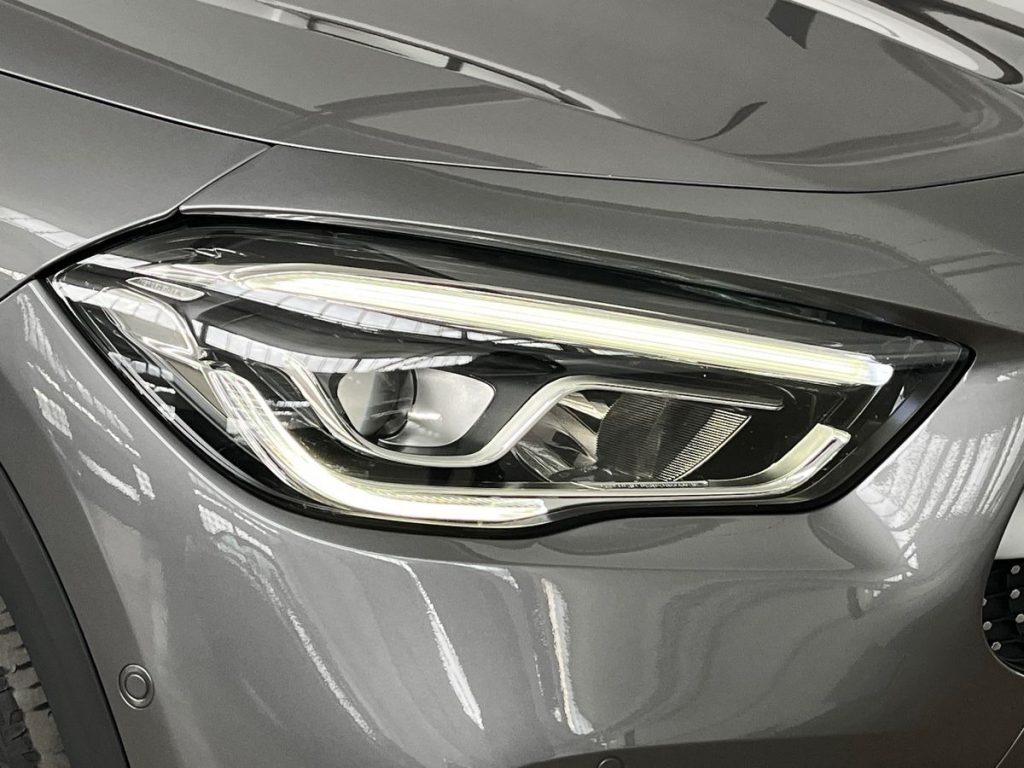 MERCEDES-BENZ GLA 200 d Automatic Premium - 17