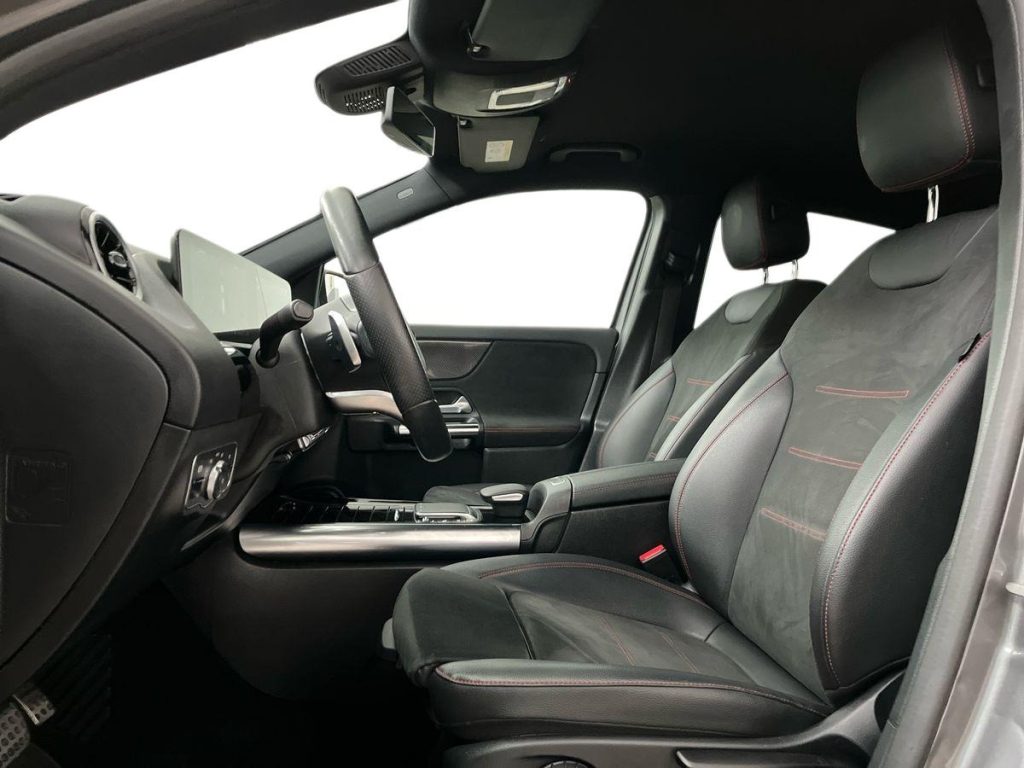 MERCEDES-BENZ GLA 200 d Automatic Premium - 10