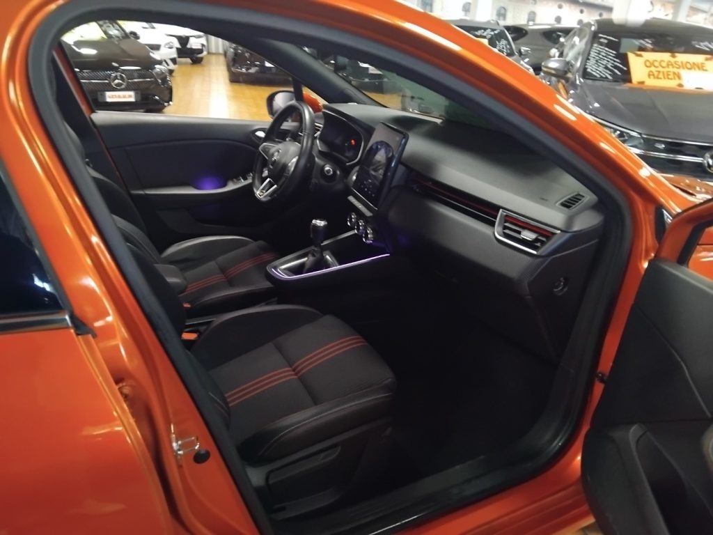 RENAULT Clio Blue dCi 115 CV 5 porte R.S. Line - 14