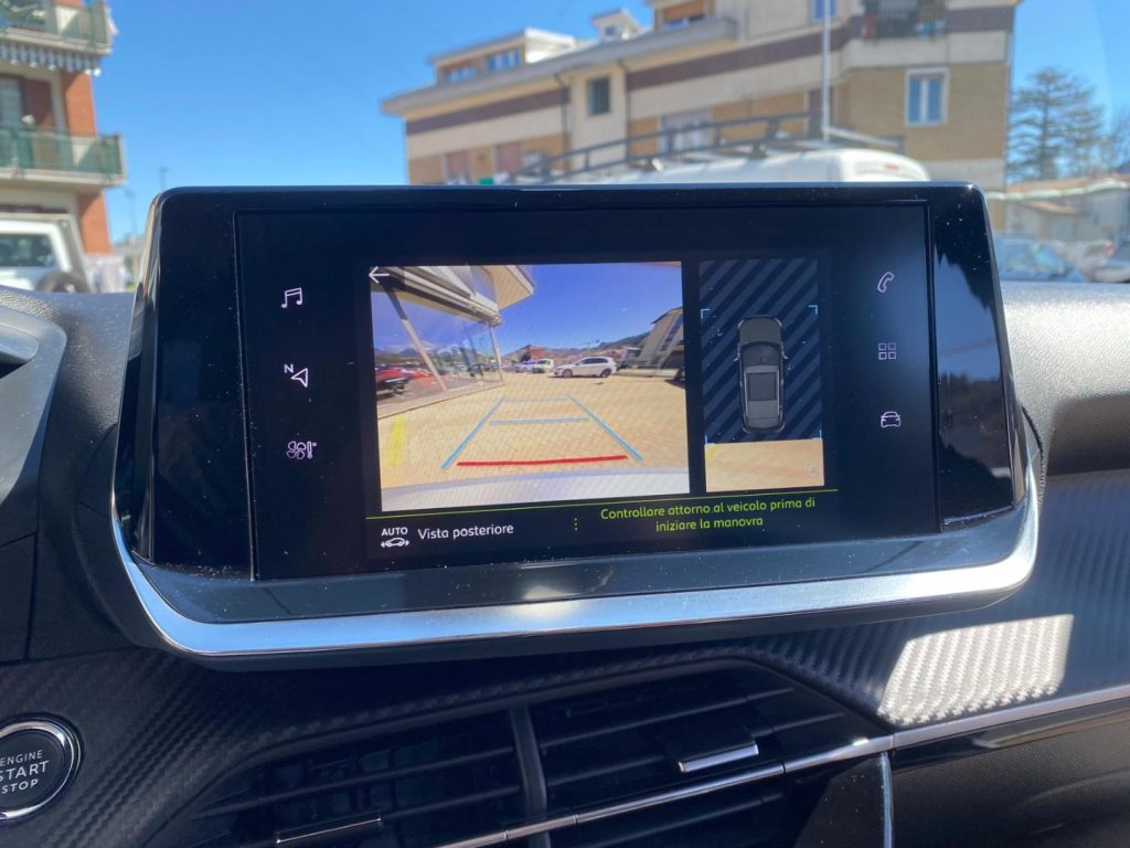 PEUGEOT 2008 130CV Allure Pack UNICO PROPRIETARIO GOMME NUOVE - 10