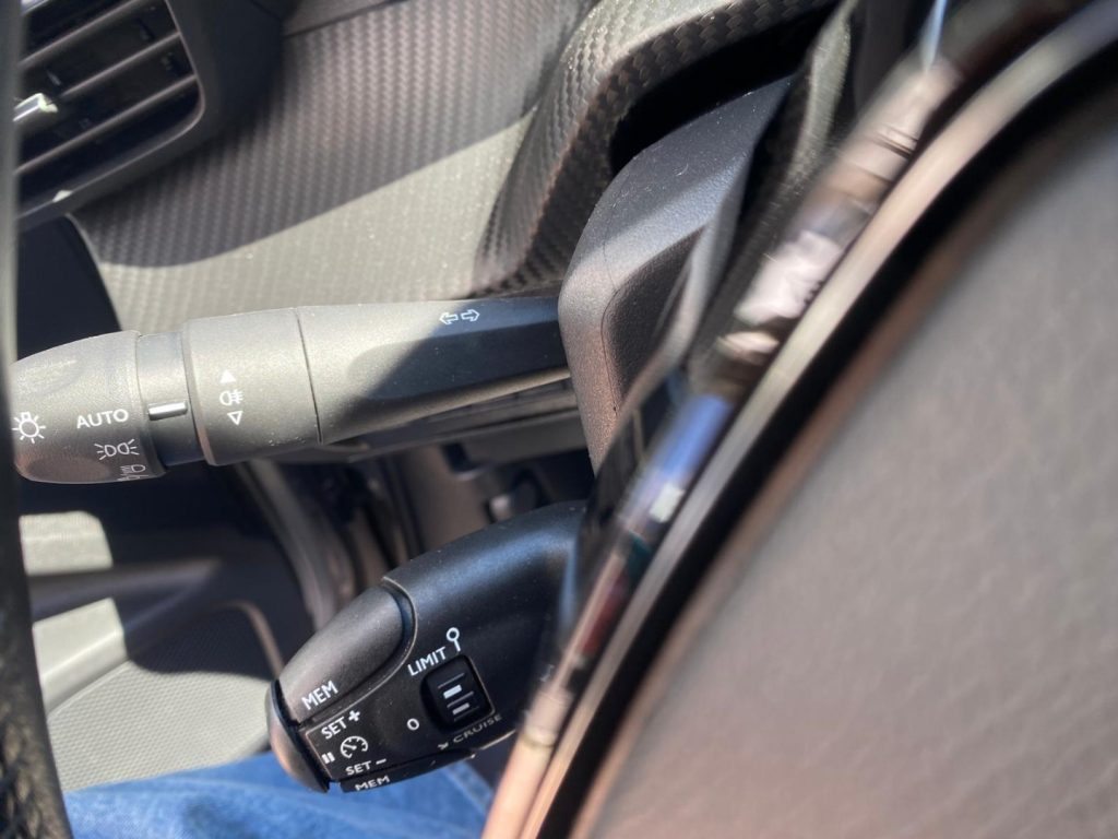 PEUGEOT 2008 130CV Allure Pack UNICO PROPRIETARIO GOMME NUOVE - 12