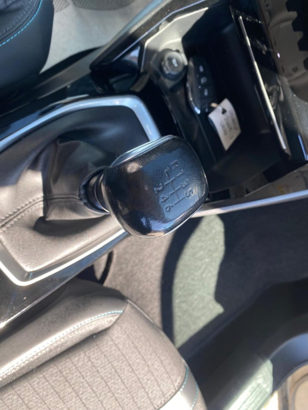 PEUGEOT 2008 130CV Allure Pack UNICO PROPRIETARIO GOMME NUOVE - 20