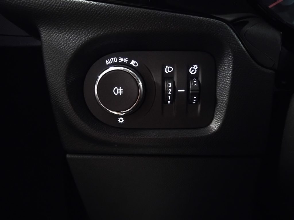 OPEL Corsa 1.2 Edition CARPLAY - 20